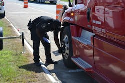 Trucker 7576 Roadcheck 2017 15 Trucker 7576 Roadcheck 2017 15