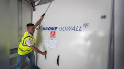 Refrigeratedtransporter 2062 Krone Isowall Pic