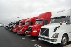 Trucker 1352 Dealer6 Trucker 1352 Dealer6