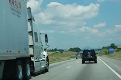 Trucker 1386 Roadway1