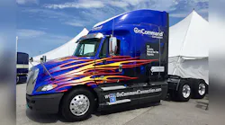 Refrigeratedtransporter 2700 Navistar Oncommand Photo