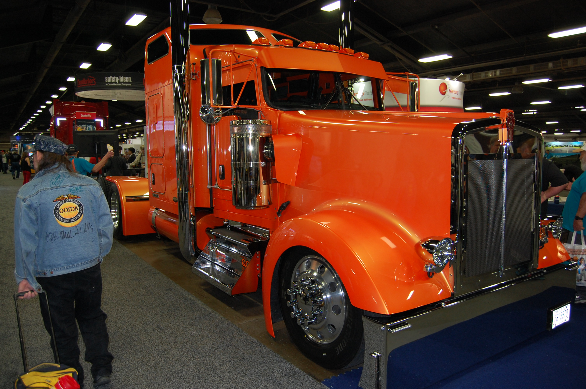 Trucker 5468 Floor32