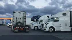 Trucker 5747 Ontheroad 28