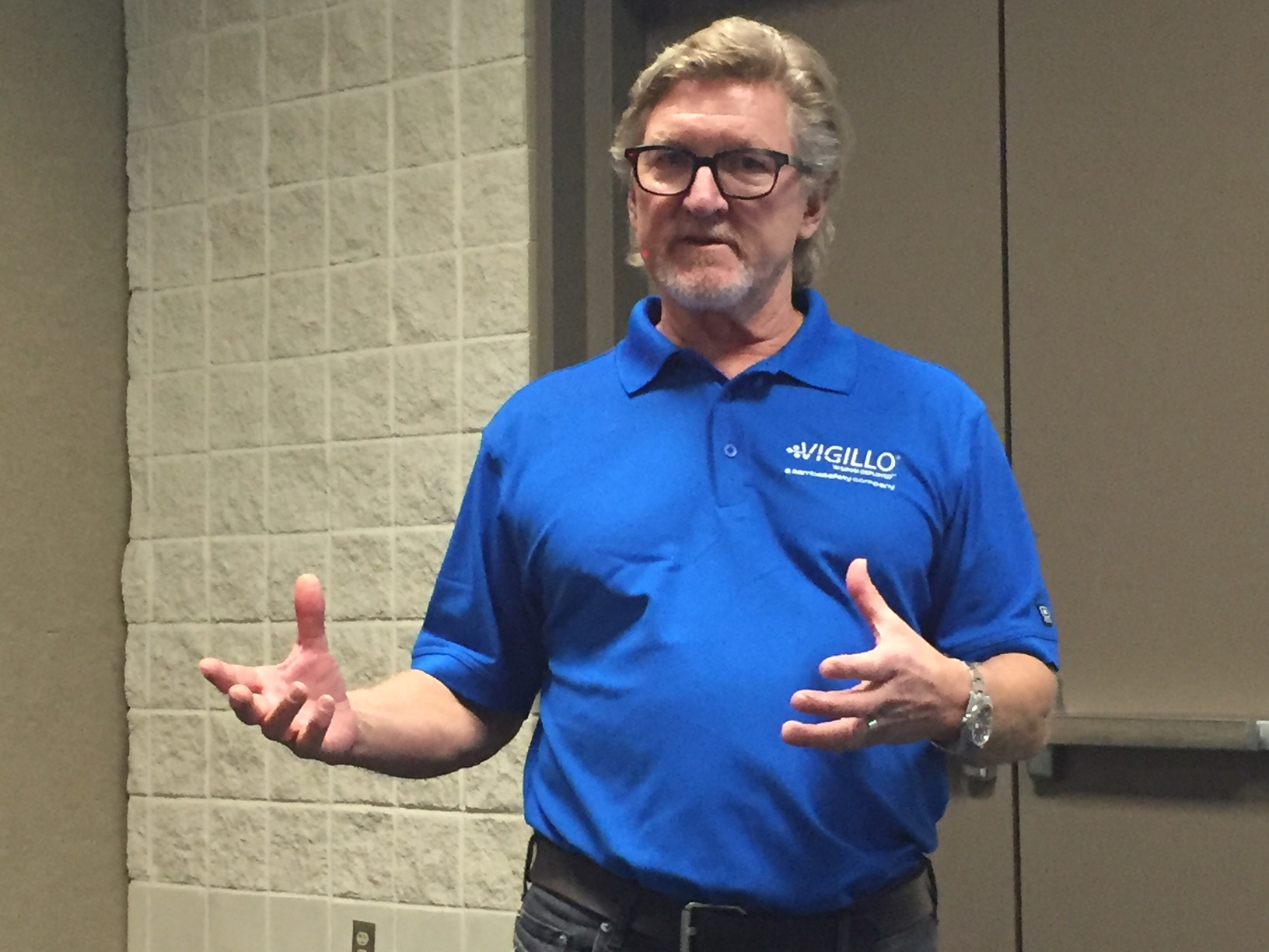 Www Fleetowner Com Sites Fleetowner com Files 102417 Vigillo Steve Bryan 1