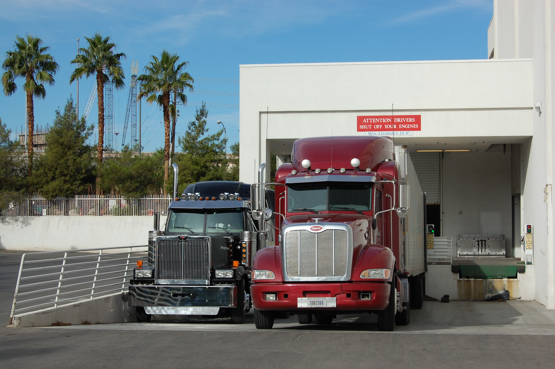 Trucker 5996 Trucksunloading 1 0