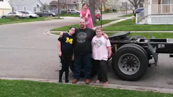 Trucker 6108 Youngfamily