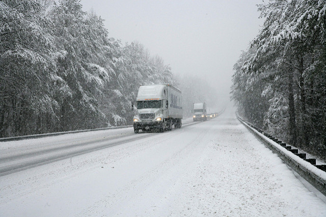 Trucker 5928 Snowtime1c 0