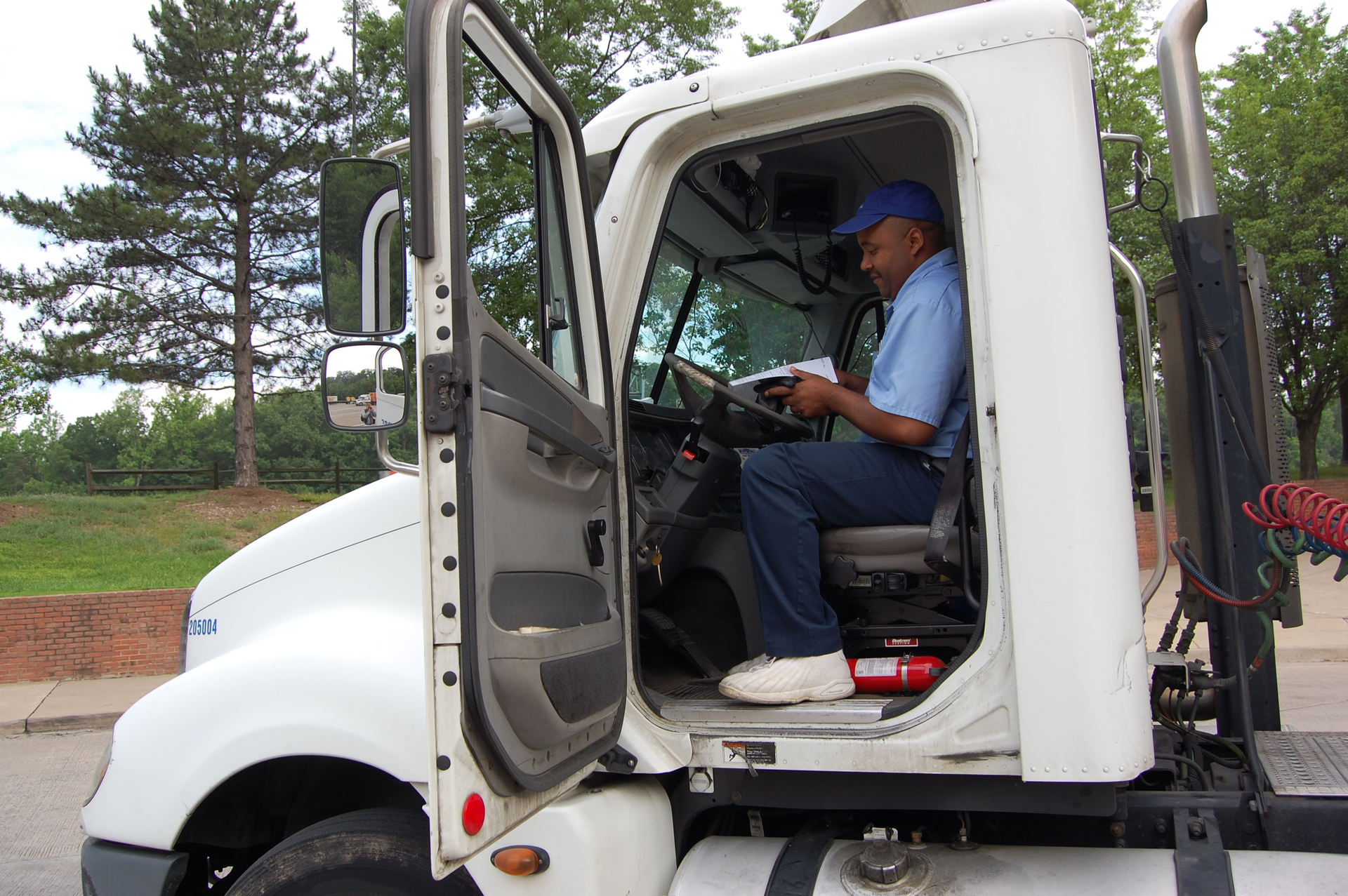 Trucker 6936 Driver 1 1