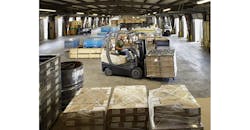 Refrigeratedtransporter 3072 Crown Forklift Shorter Mast Option Refrigeratedtransporter 3072 Crown Forklift Shorter Mast Option