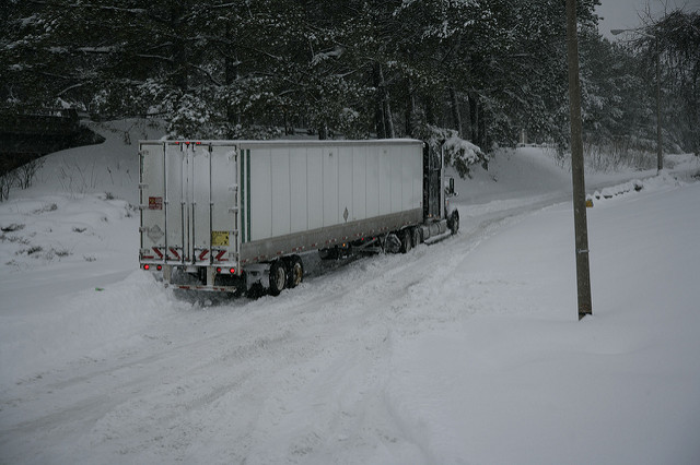 Trucker 6435 Snowtime1 0