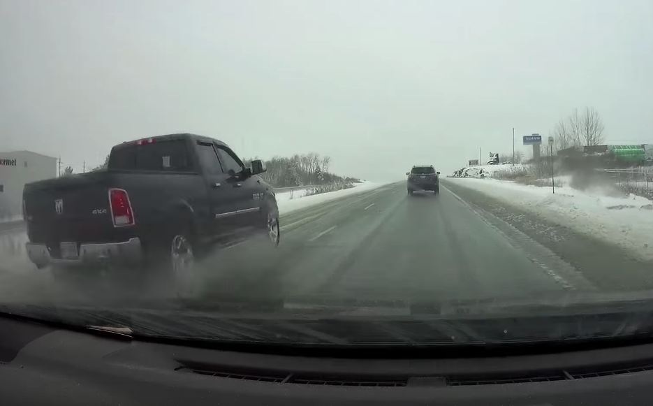 Trucker 6566 012618dashcamontariopickup At