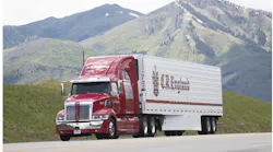 Refrigeratedtransporter 3099 Cr England Tractor Trailer