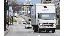 Refrigeratedtransporter 3114 Food X Truck
