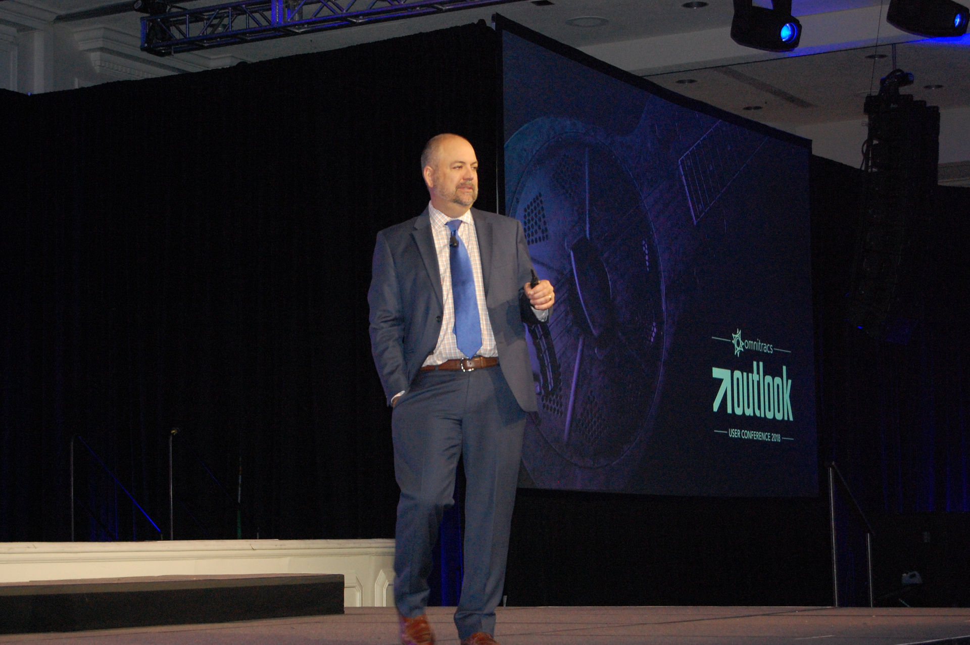 Trucker 6865 Outlook18b 1 0