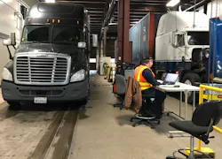 Www Fleetowner Com Sites Fleetowner com Files Eld Inspection4 12