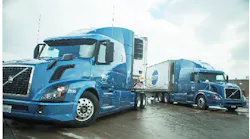 Refrigeratedtransporter 3121 Dot Foods Truck Trailers