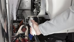 Www Fleetowner Com Sites Fleetowner com Files 031318 Isuzu Electric Npr Hd Plug Www Fleetowner Com Sites Fleetowner com Files 031318 Isuzu Electric Npr Hd Plug