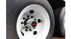 Refrigeratedtransporter 3159 Saf Tire Pilot Plus System