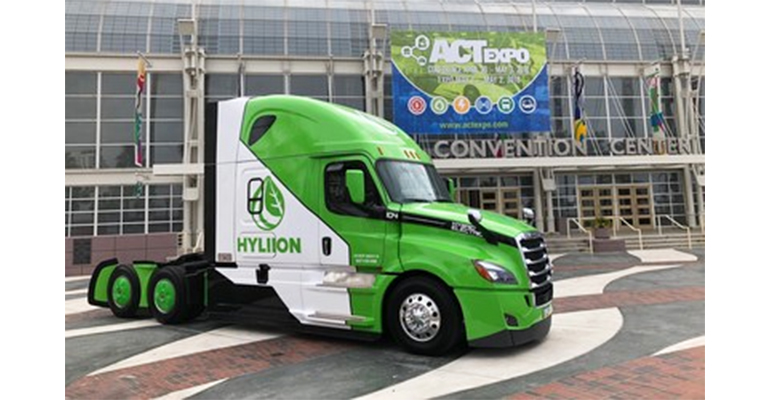 Refrigeratedtransporter 3289 Hyliion Truck