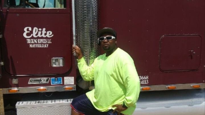 Trucker 8042 Spotlight 0