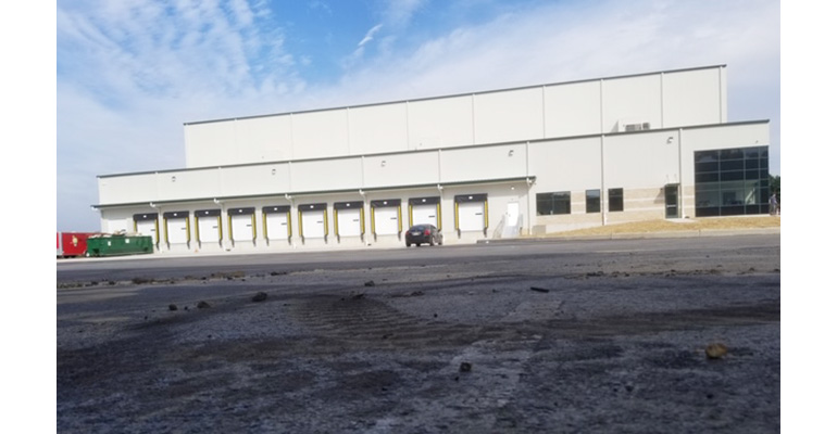 Refrigeratedtransporter 3446 Rls Logistics Cold Storage Facility