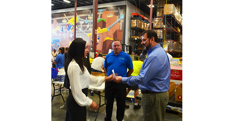 Refrigeratedtransporter 3555 We Move Food Photo