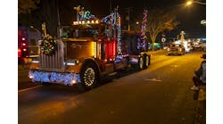 Trucker 8409 122118 Christmas Truck 0