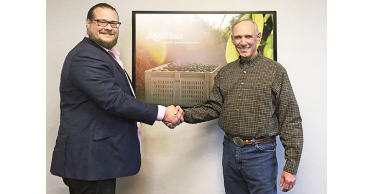 Refrigeratedtransporter 3684 Mission Produce Hazel Technologies Partnership