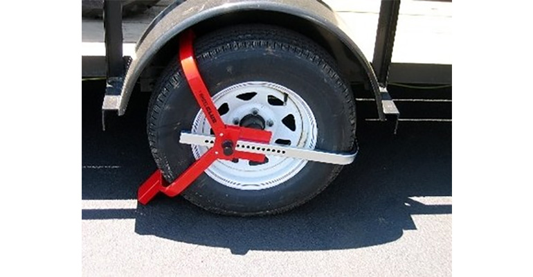 Refrigeratedtransporter 3687 The Club Tire Claw Xl