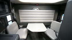 Www Fleetowner Com Sites Fleetowner com Files 010919 2019 Freightliner Cascadia Sleeper Agm 1 Www Fleetowner Com Sites Fleetowner com Files 010919 2019 Freightliner Cascadia Sleeper Agm 1