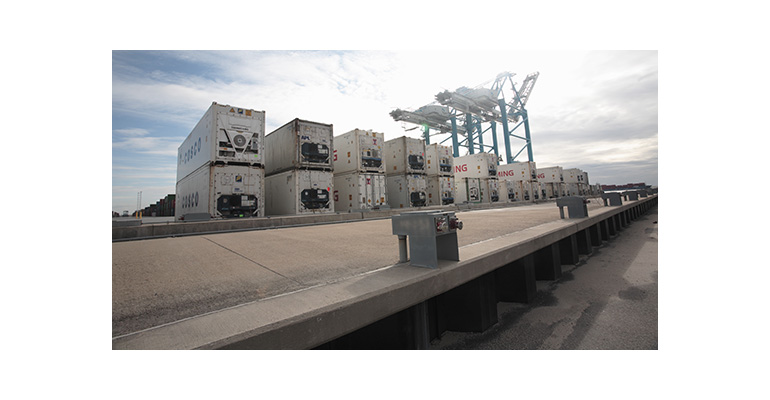 Refrigeratedtransporter 3741 Reefers At Norfolk Terminals