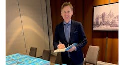 Refrigeratedtransporter 3791 Morten Hansen Signing Books Copy Refrigeratedtransporter 3791 Morten Hansen Signing Books Copy