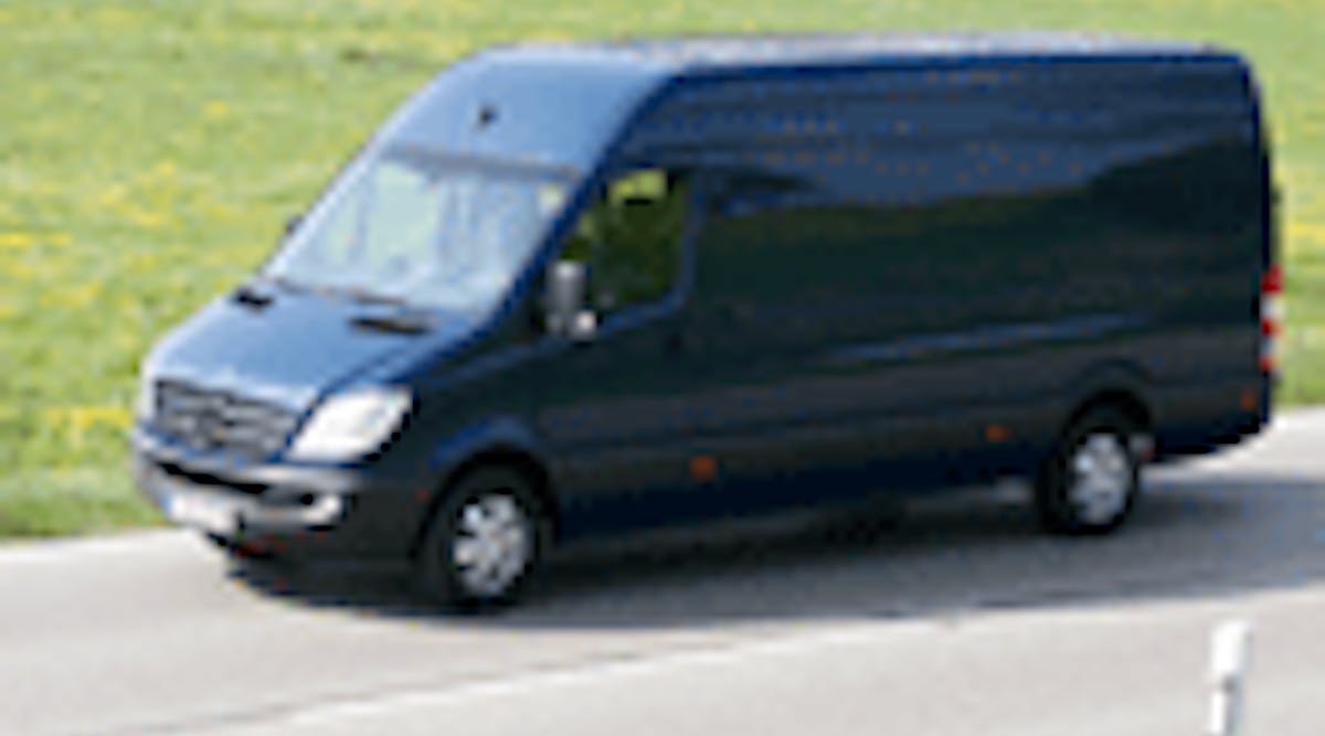 Fleetowner 1517 Cargo Van Sm