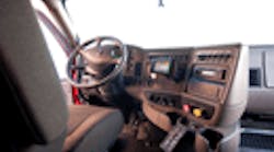 Fleetowner 1680 T700 Interior Dash Sm