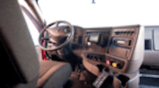Fleetowner 1680 T700 Interior Dash Sm