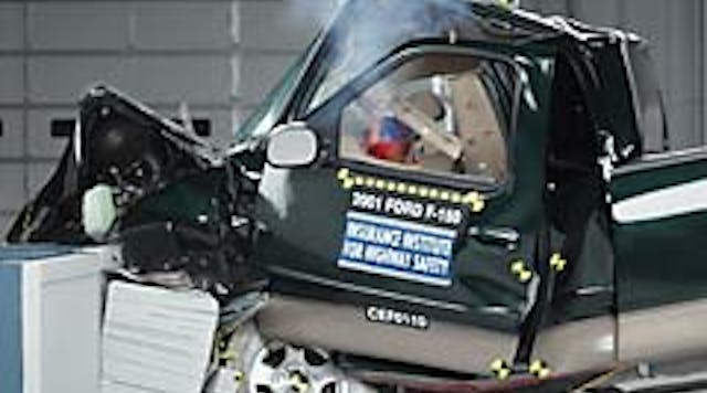 Fleetowner 1681 Ford 150 Crashing