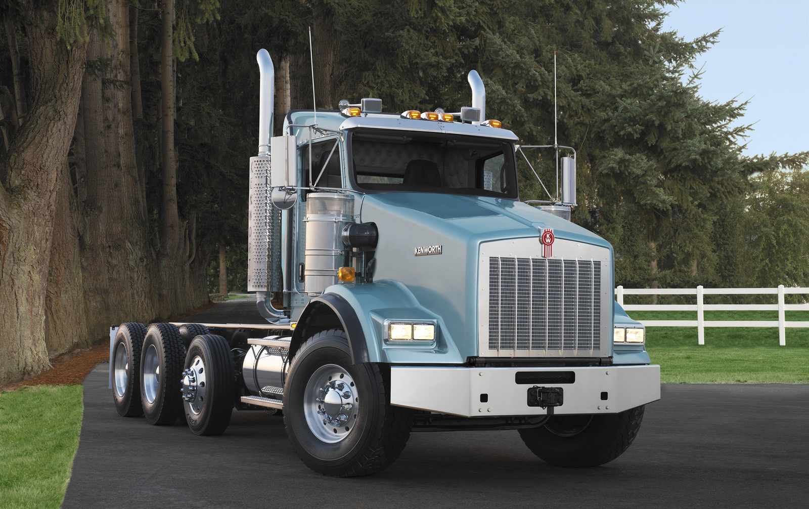Make old trucks “new” with Kenworth glider kits FleetOwner