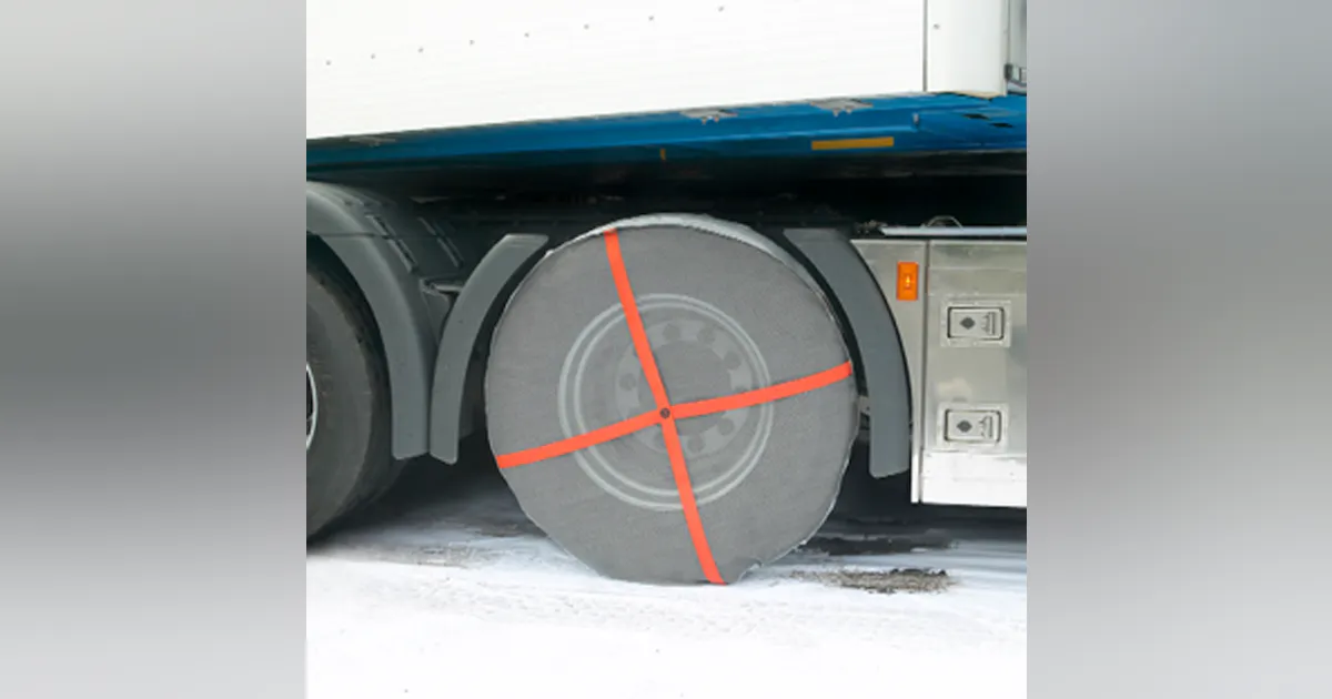 Autosock Loading Alternative traction device gains ground in U.S. | FleetOwner