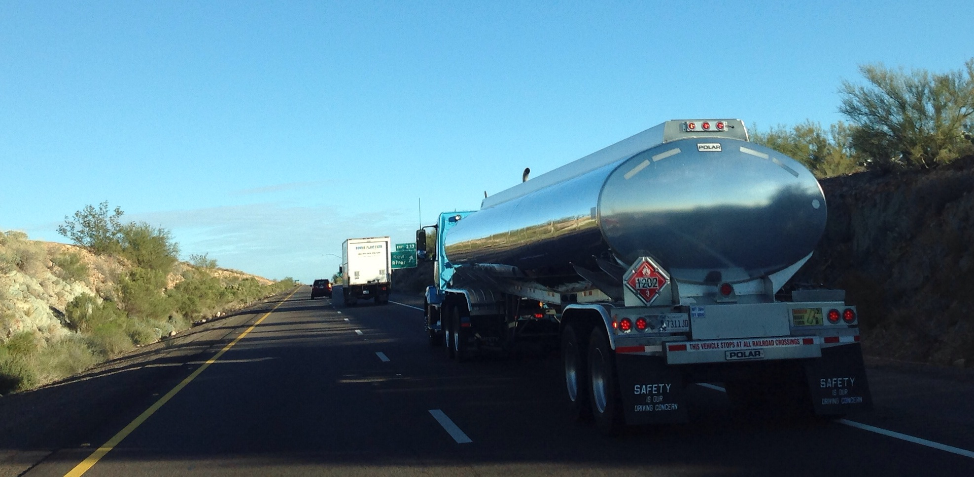 Over 60 of fleet executives in a new survey indicated they planned to place orders for Class 8 trucks in the next three months and nearly 50 plan to place trailer orders