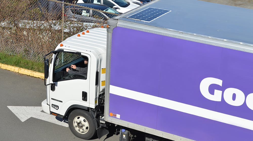 Fleetowner 3983 Go Power Solar Flex Truck
