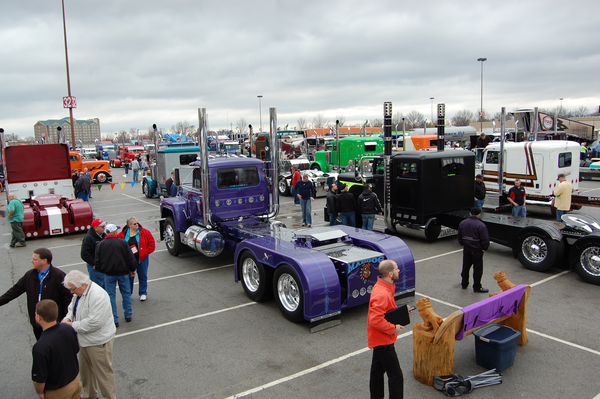 MATS Summing up trucking’s big show FleetOwner