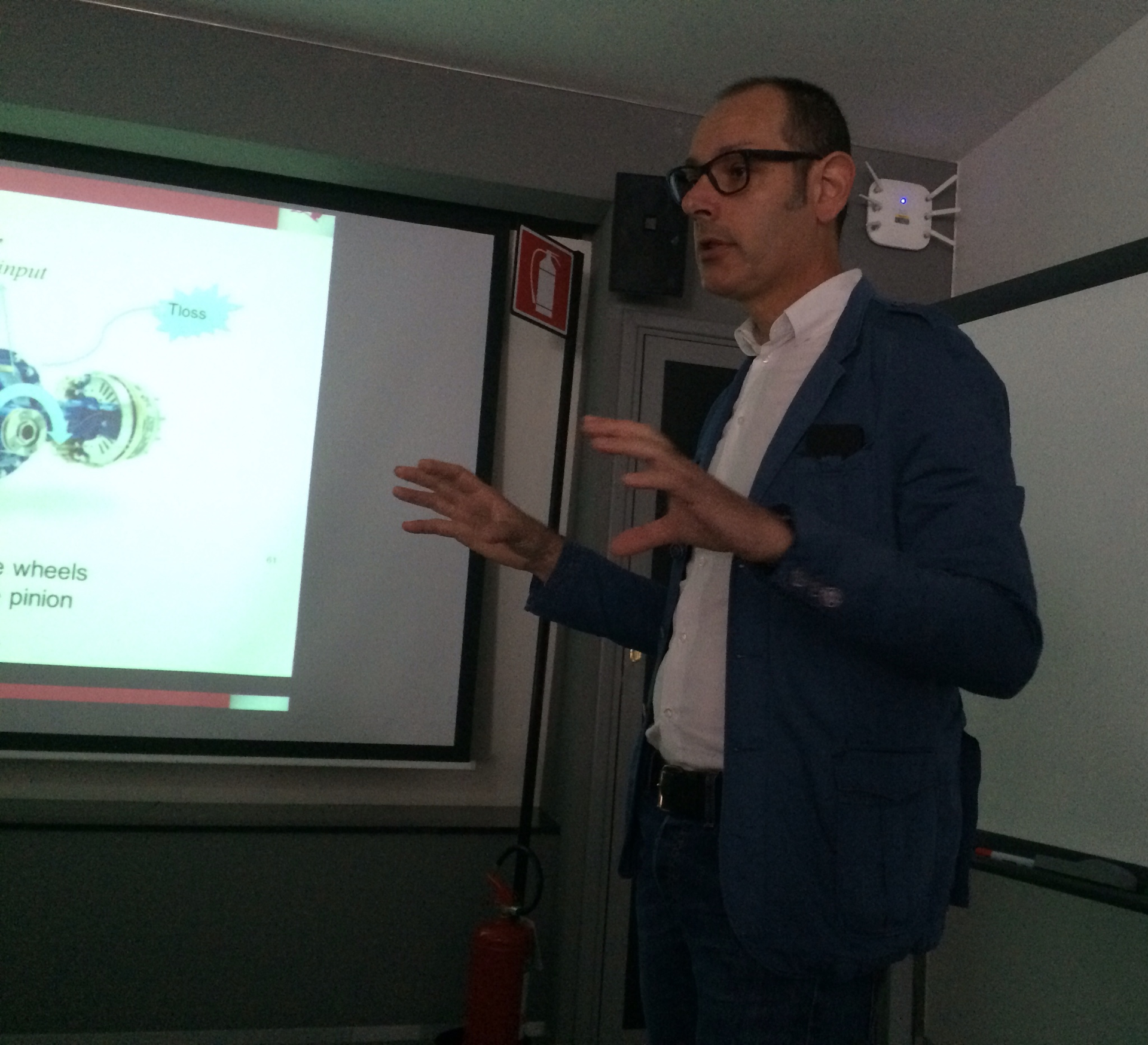 Meritor chief enginer Fabio Santinato discusses devlopemnt of the LogixDrive quotintelligentquot driveaxle system Now undergoing field trials LogiXDrive may appear first on linehaul tractors built for North America