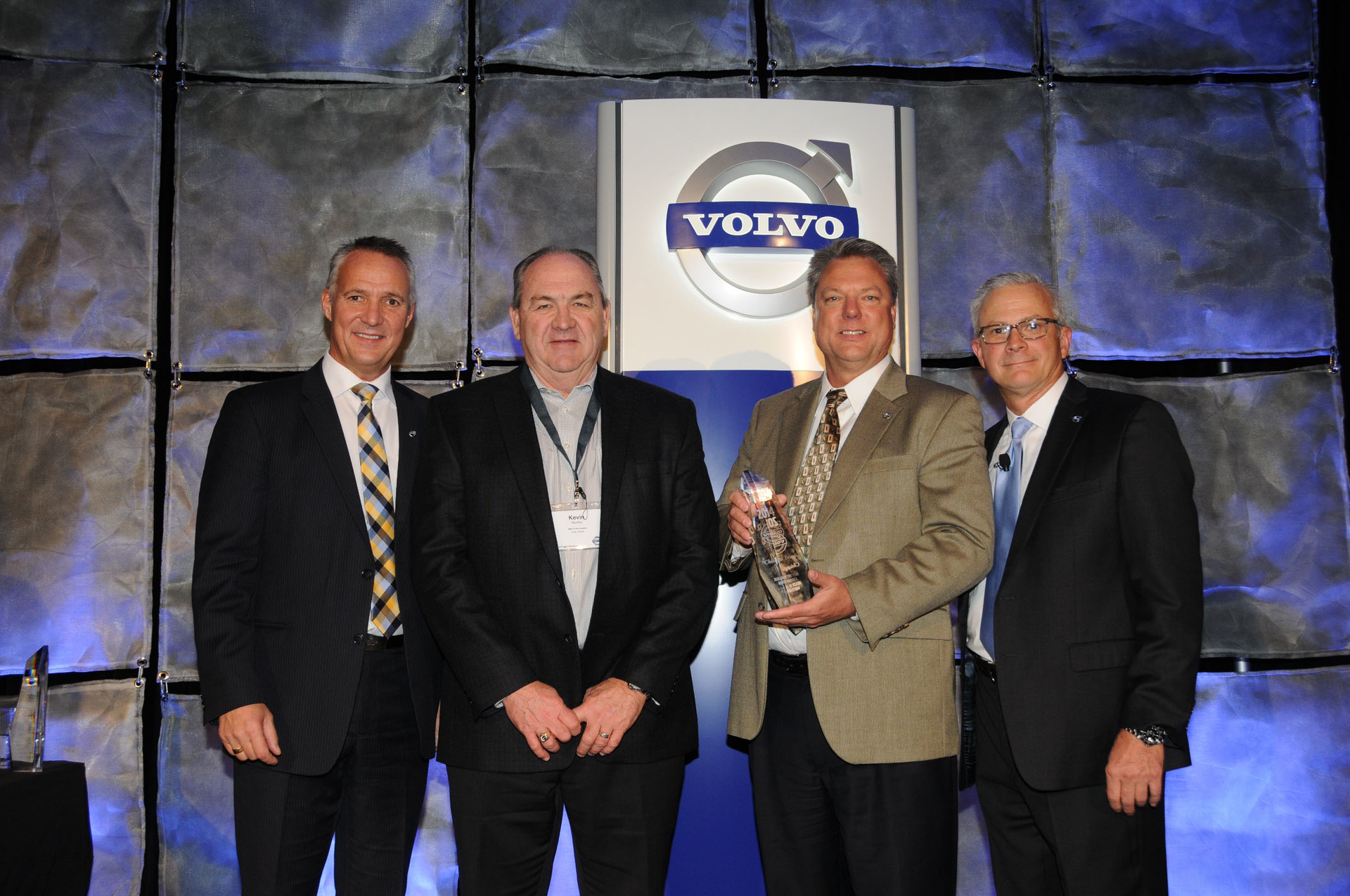 Volvo Trucks names 2014 North American Dealer of the Year FleetOwner