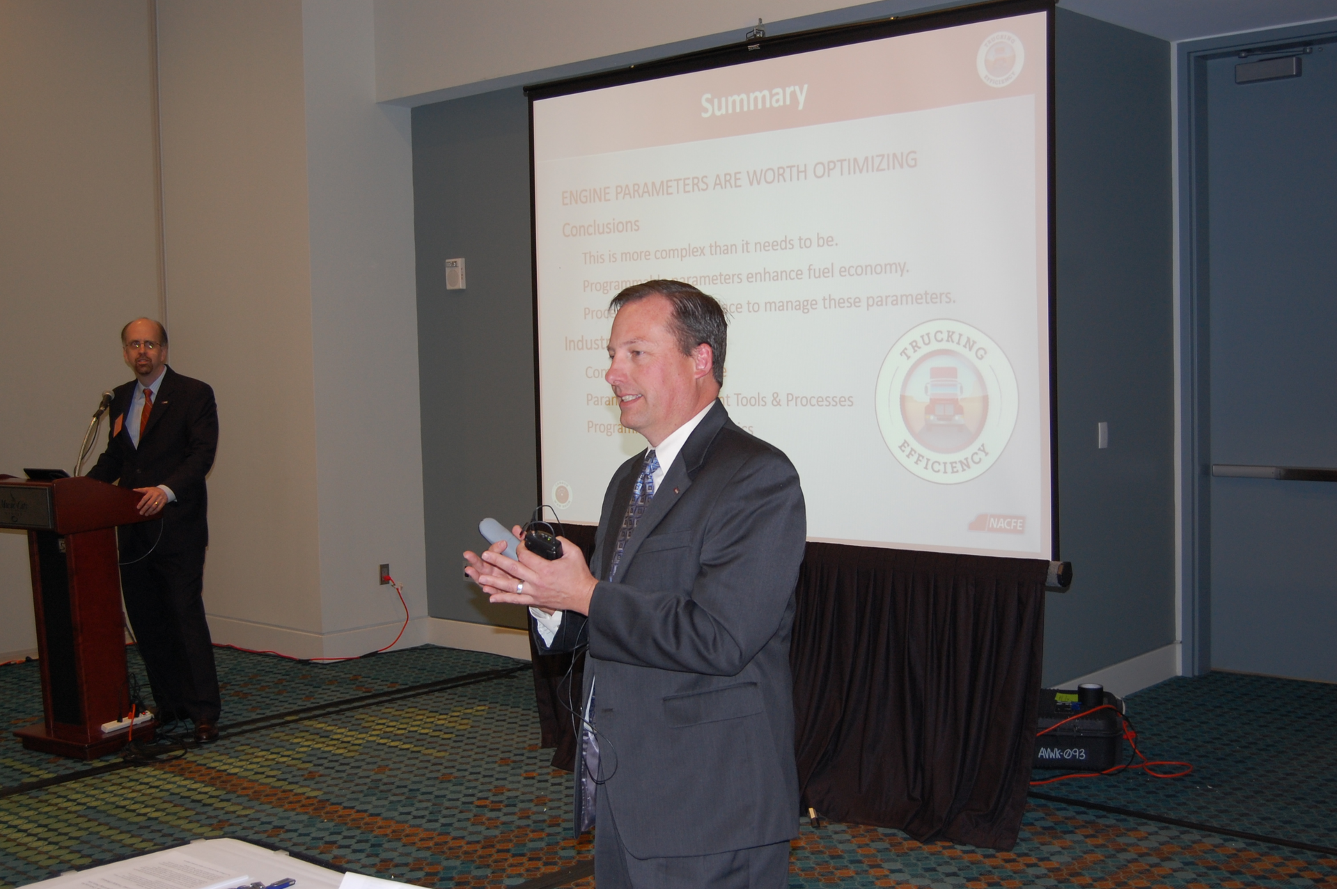 NACFE39s Mike Roeth foreground and Dave Scaller at left said the group39s latest report indicates engine settings can drive fuel economy gains