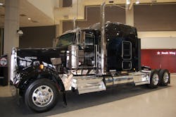 Kenworth39s limited edition ICON 900 based off its W900L chassis Kenworth39s limited edition ICON 900 based off its W900L chassis