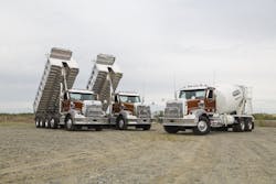 Freightliner 122SD trucks Freightliner 122SD trucks