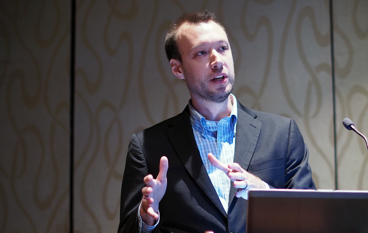 Time for some tales with flashlight under chin Futurist Simon Anderson speaks at TMW Systems39 TransForum conference last month Photo by Aaron Marsh