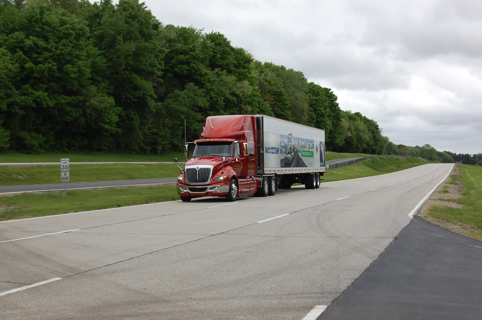 NACFE stressed that the terms ldquoaccuraterdquo and ldquopreciserdquo are not interchangeable in fuel economy testing Photo by Sean KilcarrFleet Owner