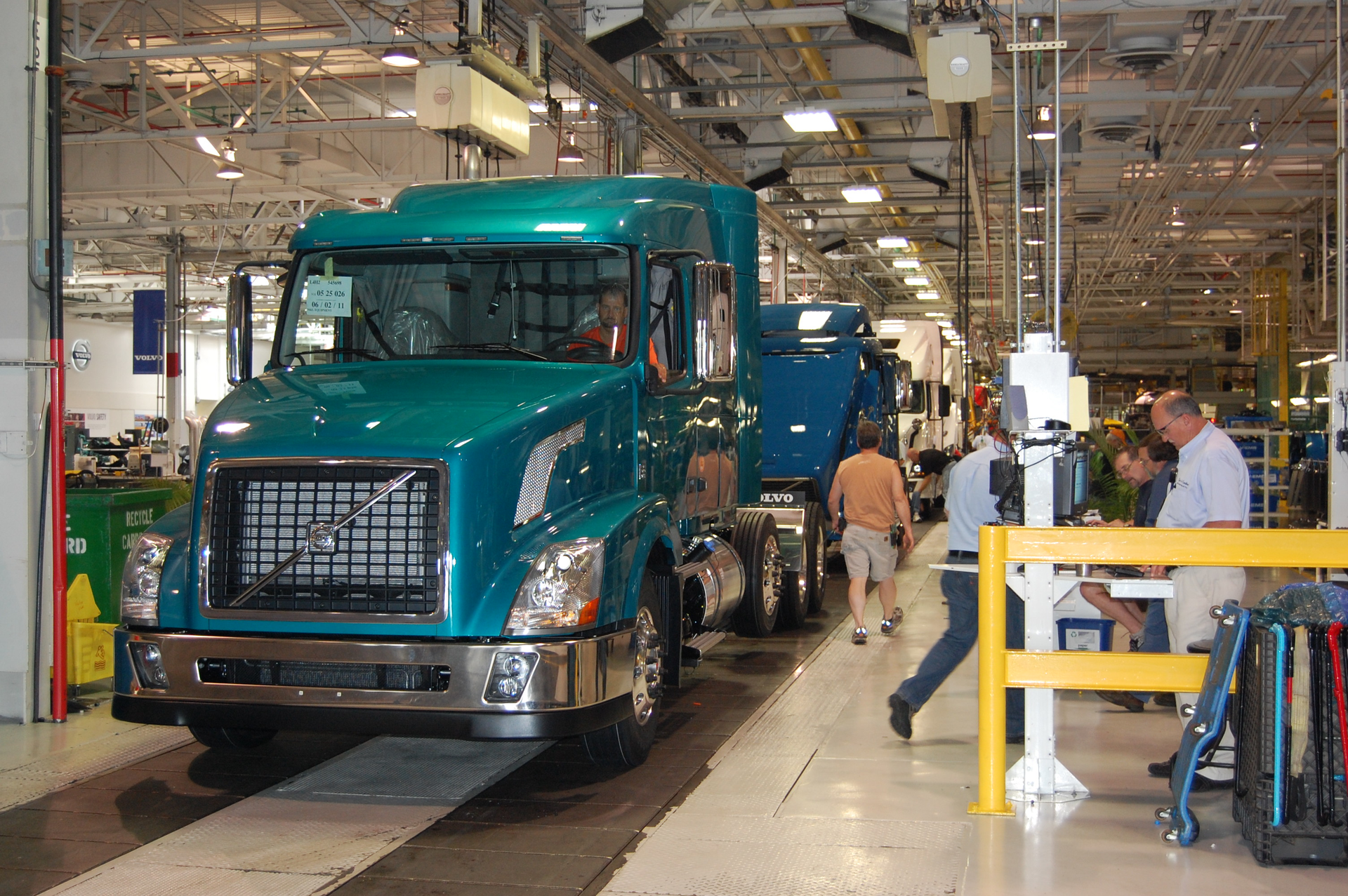 Volvo added that it reached a record 122 NAFTA market share 36940 vehicles compared with 119 32281 in 2014 Photo by Sean KilcarrFleet Owner