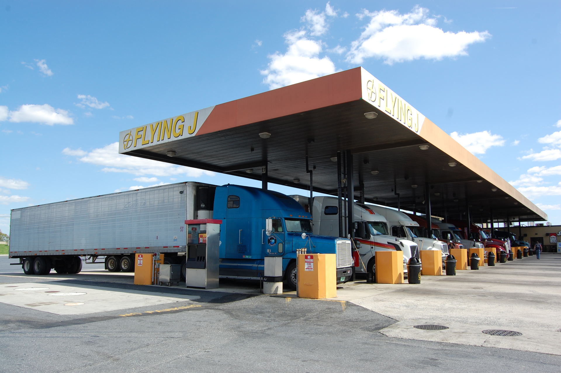 EIA believes oil oversupply will keep fuel prices low at least for the near term Photo by Sean KilcarrFleet Owner